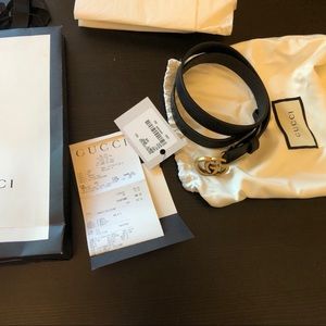 NEW Gucci Leather belt with Double G buckle